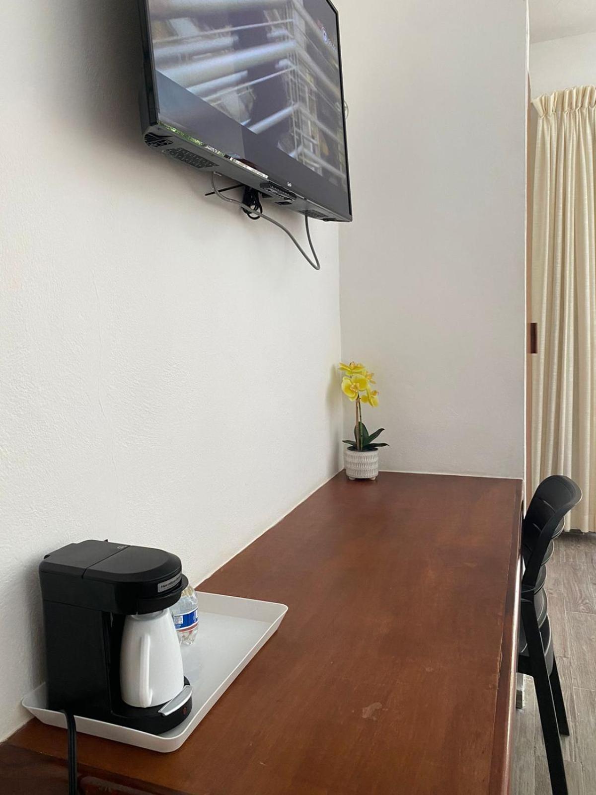 Hotel Pelecanus Suites Holbox Bagian luar foto