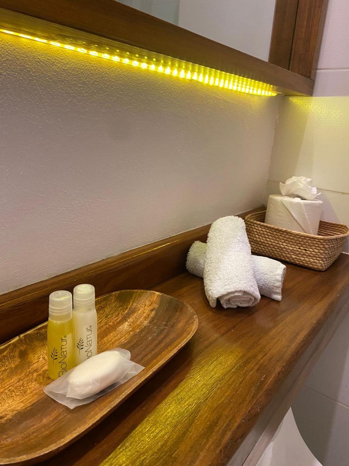 Hotel Pelecanus Suites Holbox Bagian luar foto