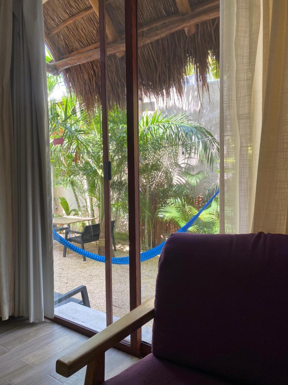 Hotel Pelecanus Suites Holbox Bagian luar foto
