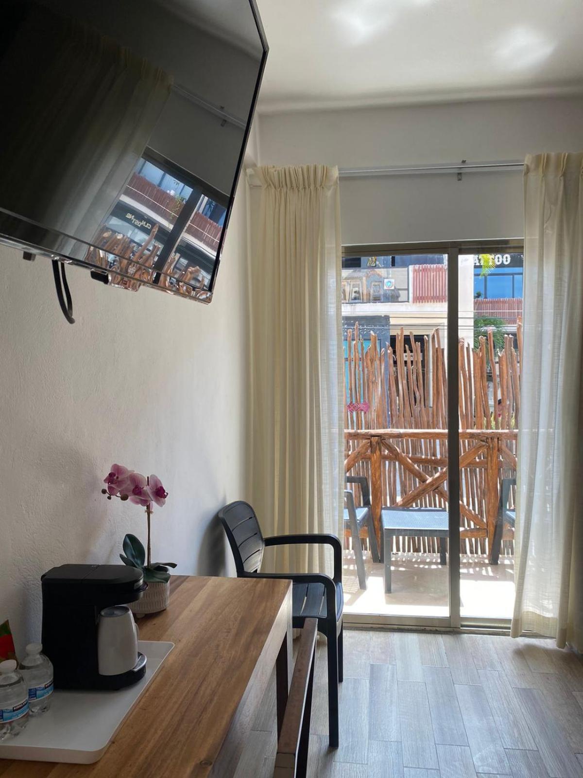 Hotel Pelecanus Suites Holbox Bagian luar foto