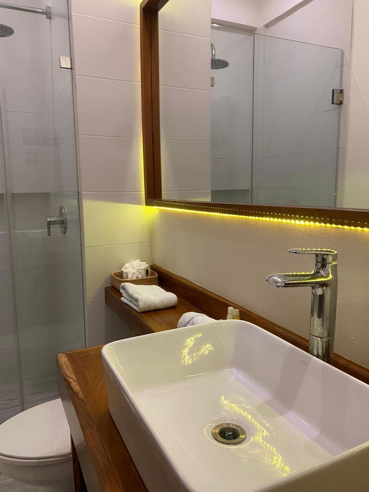 Hotel Pelecanus Suites Holbox Bagian luar foto