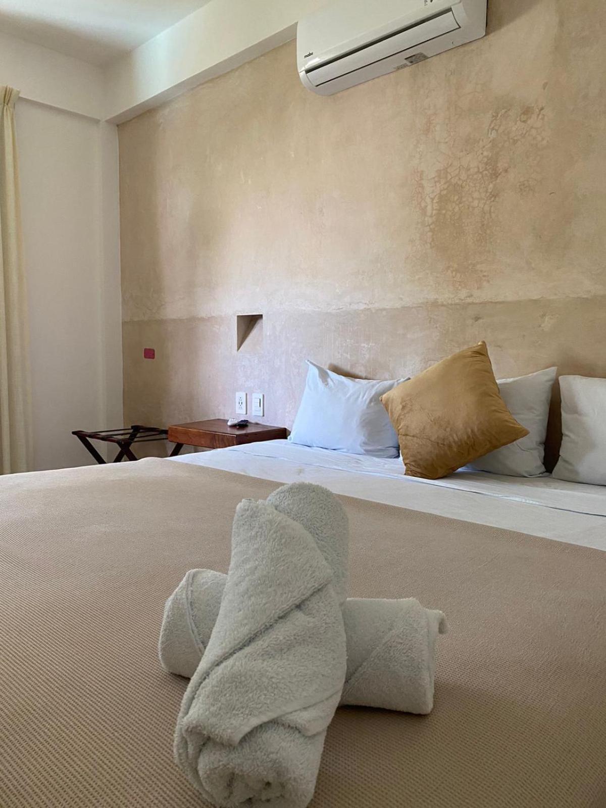 Hotel Pelecanus Suites Holbox Bagian luar foto