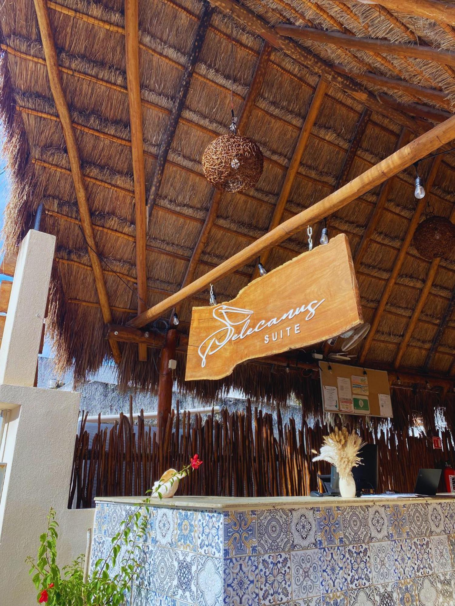 Hotel Pelecanus Suites Holbox Bagian luar foto