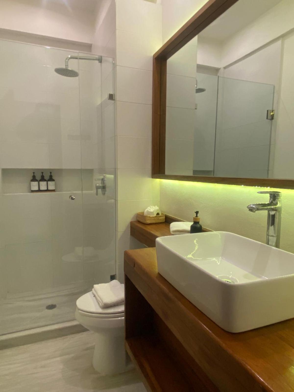 Hotel Pelecanus Suites Holbox Bagian luar foto